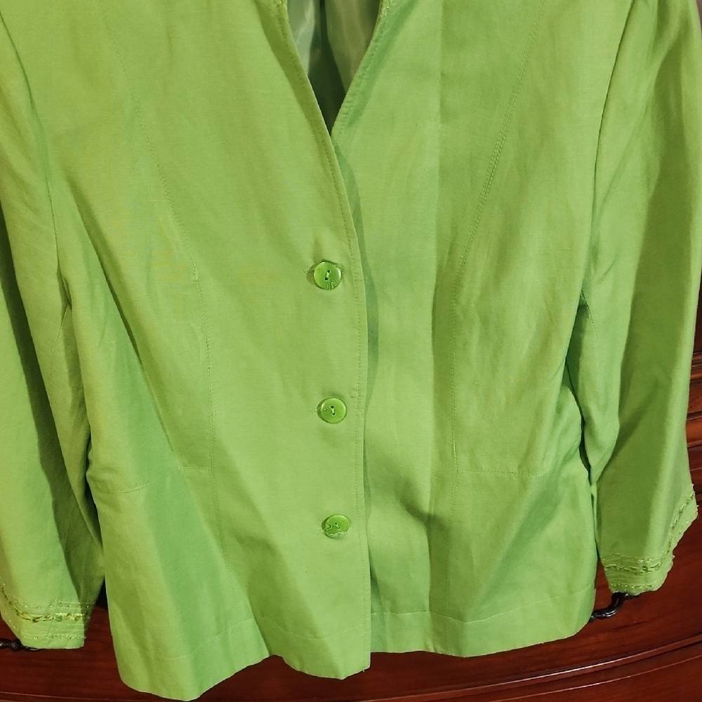 Dressbarn Vibrant Green Jacket - Picture 2 of 8